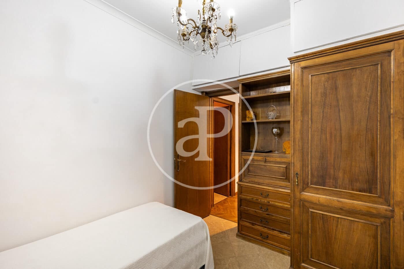 Apartamento de 5 habitaciones en Barcelona ciudad en venta - 950.000 € (Ref: 9899652)