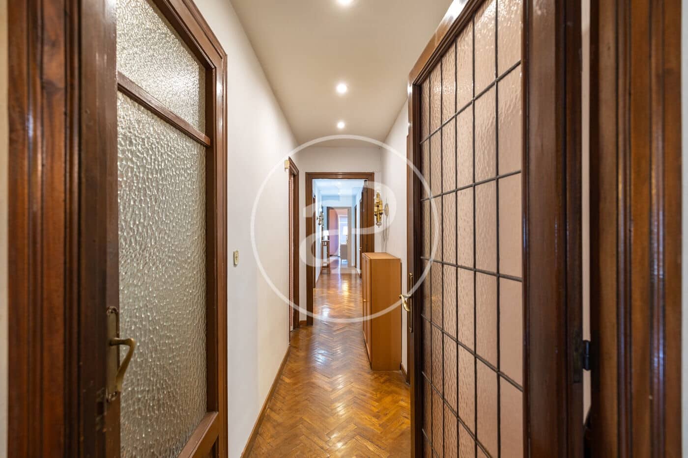 Apartamento de 5 habitaciones en Barcelona ciudad en venta - 950.000 € (Ref: 9899652)