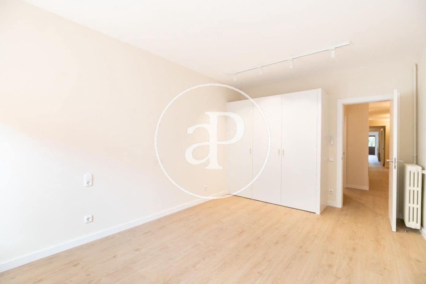 3 slaapkamer Appartement te huur in Barcelona stad met garage - € 3.647 (Ref: 9904638)
