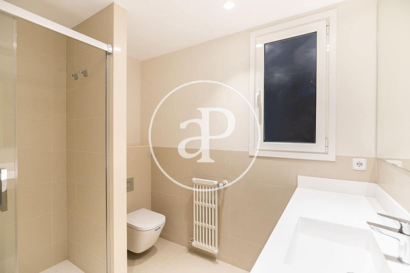 3 slaapkamer Appartement te huur in Barcelona stad met garage - € 3.647 (Ref: 9904638)