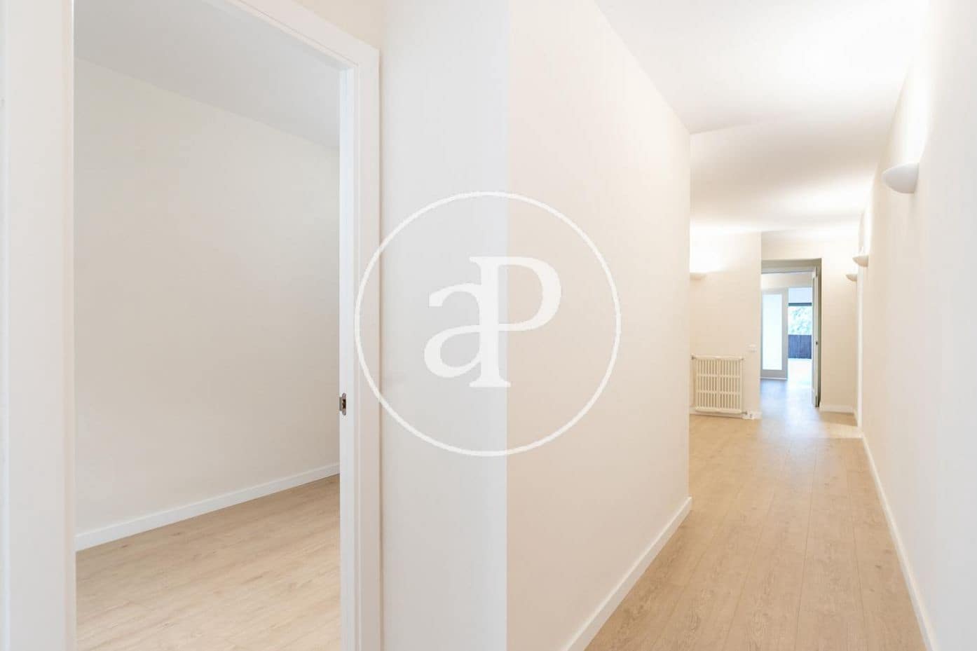 3 slaapkamer Appartement te huur in Barcelona stad met garage - € 3.647 (Ref: 9904638)