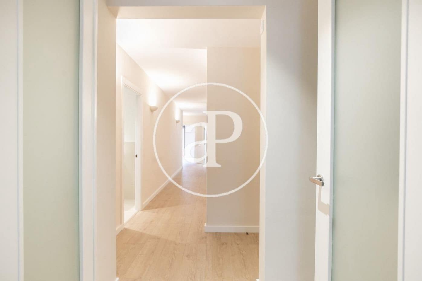3 slaapkamer Appartement te huur in Barcelona stad met garage - € 3.647 (Ref: 9904638)