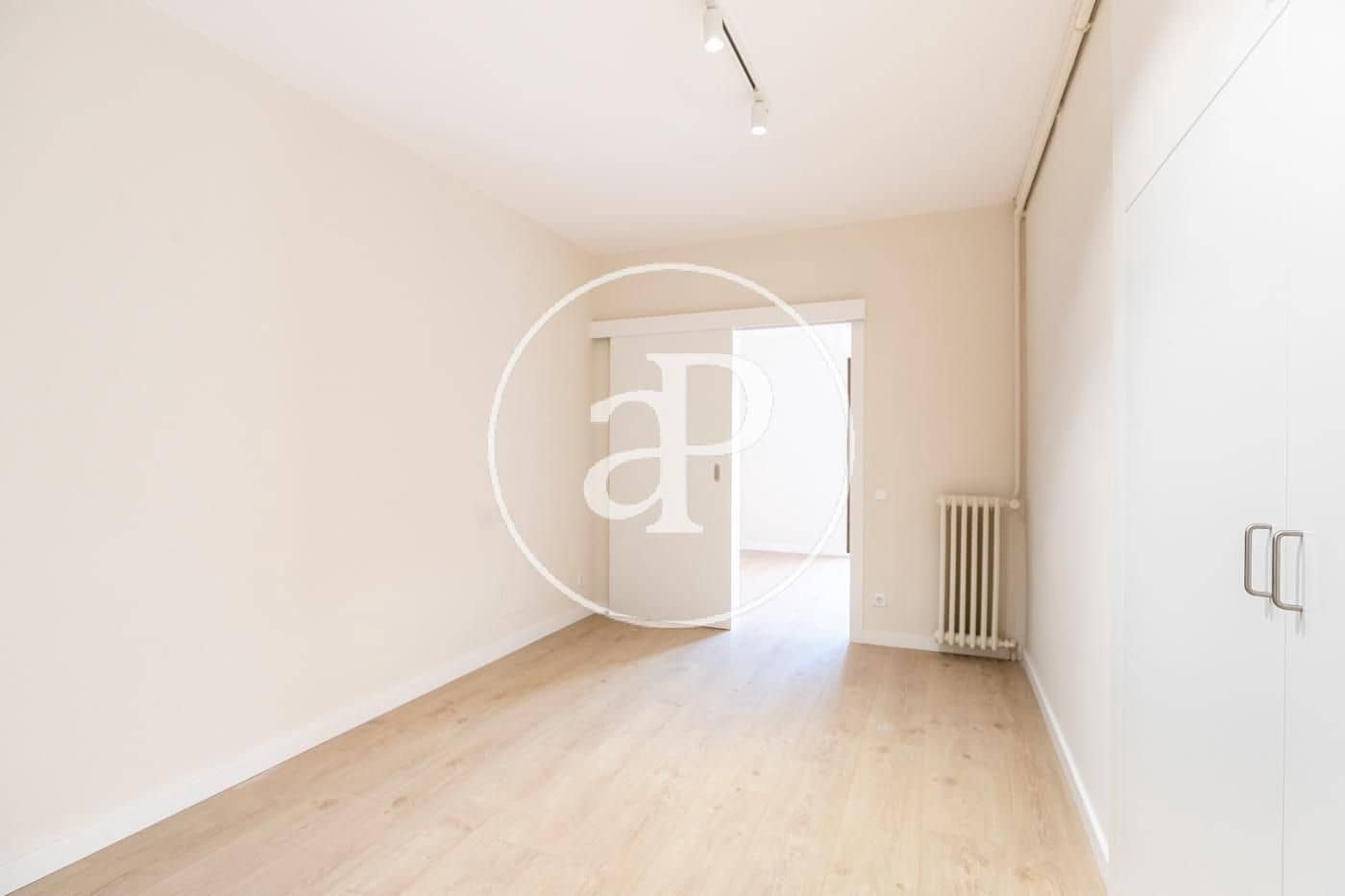 3 slaapkamer Appartement te huur in Barcelona stad met garage - € 3.647 (Ref: 9904638)