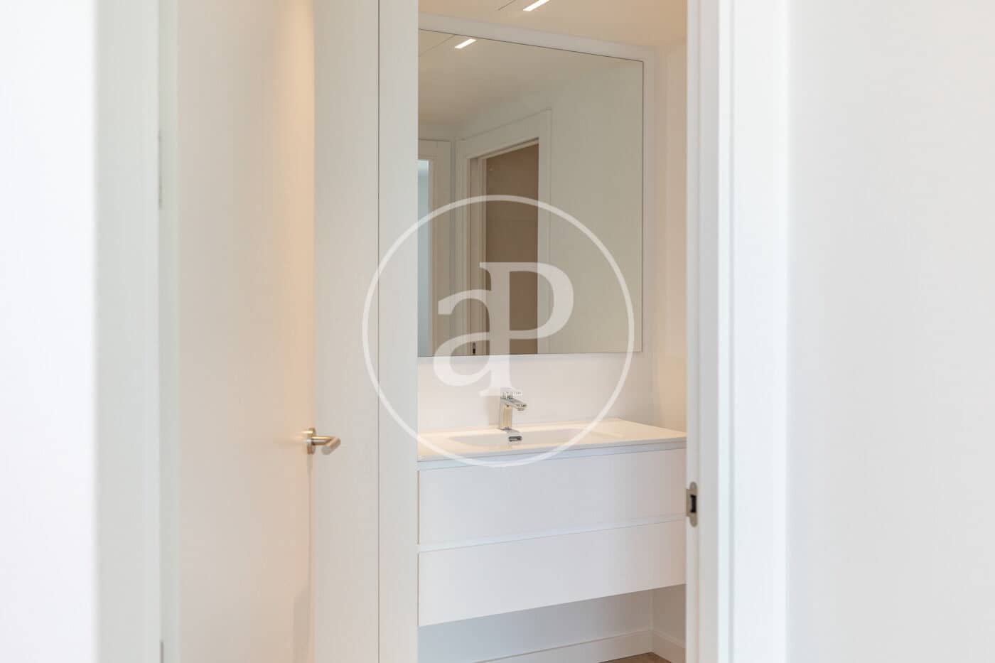 Appartement de 1 chambre à louer à Viladecans avec garage - 1 550 € (Ref: 9904641)