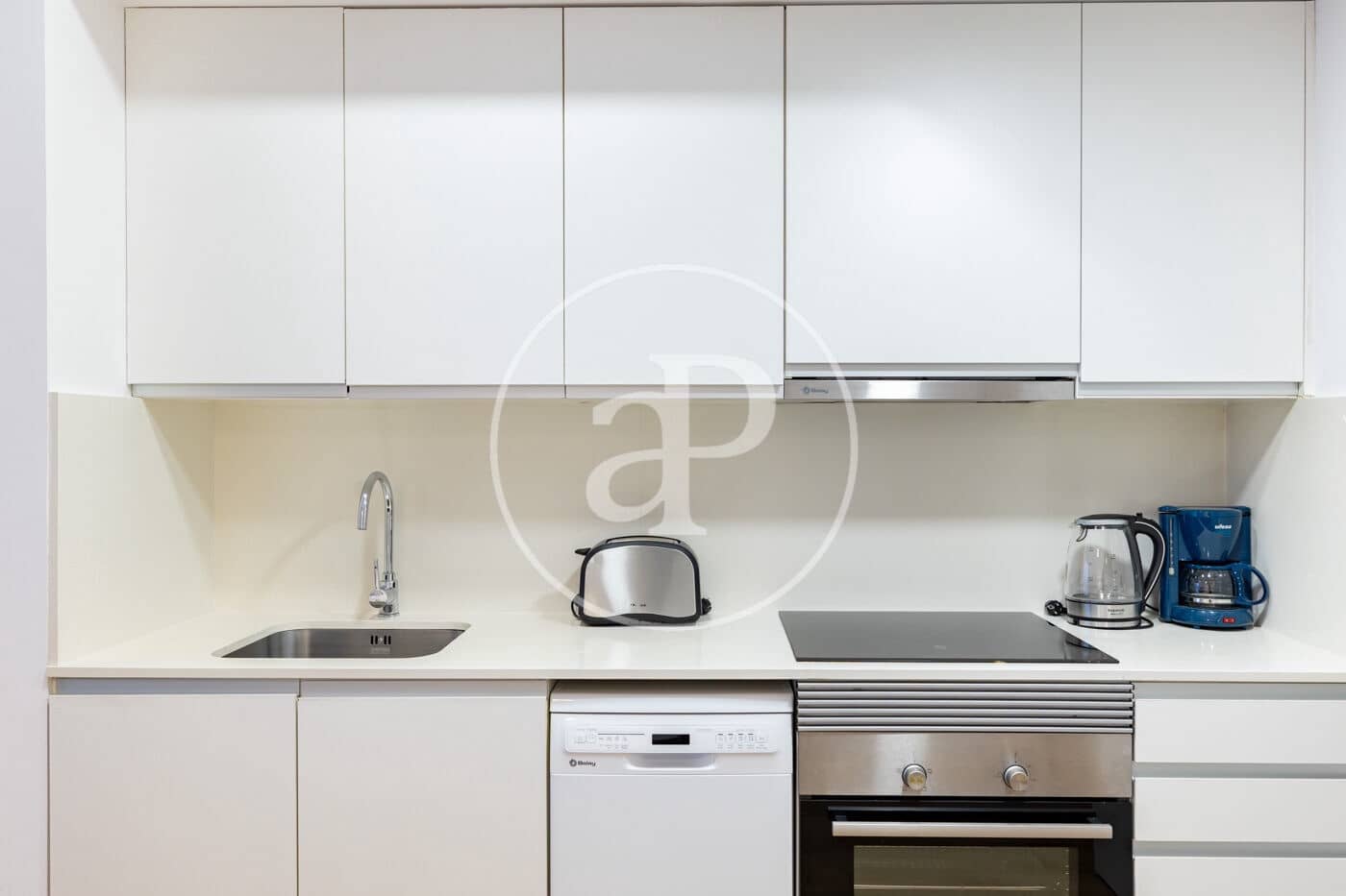 Apartamento de 2 habitaciones en Barcelona ciudad en venta con piscina - 405.000 € (Ref: 9907587)