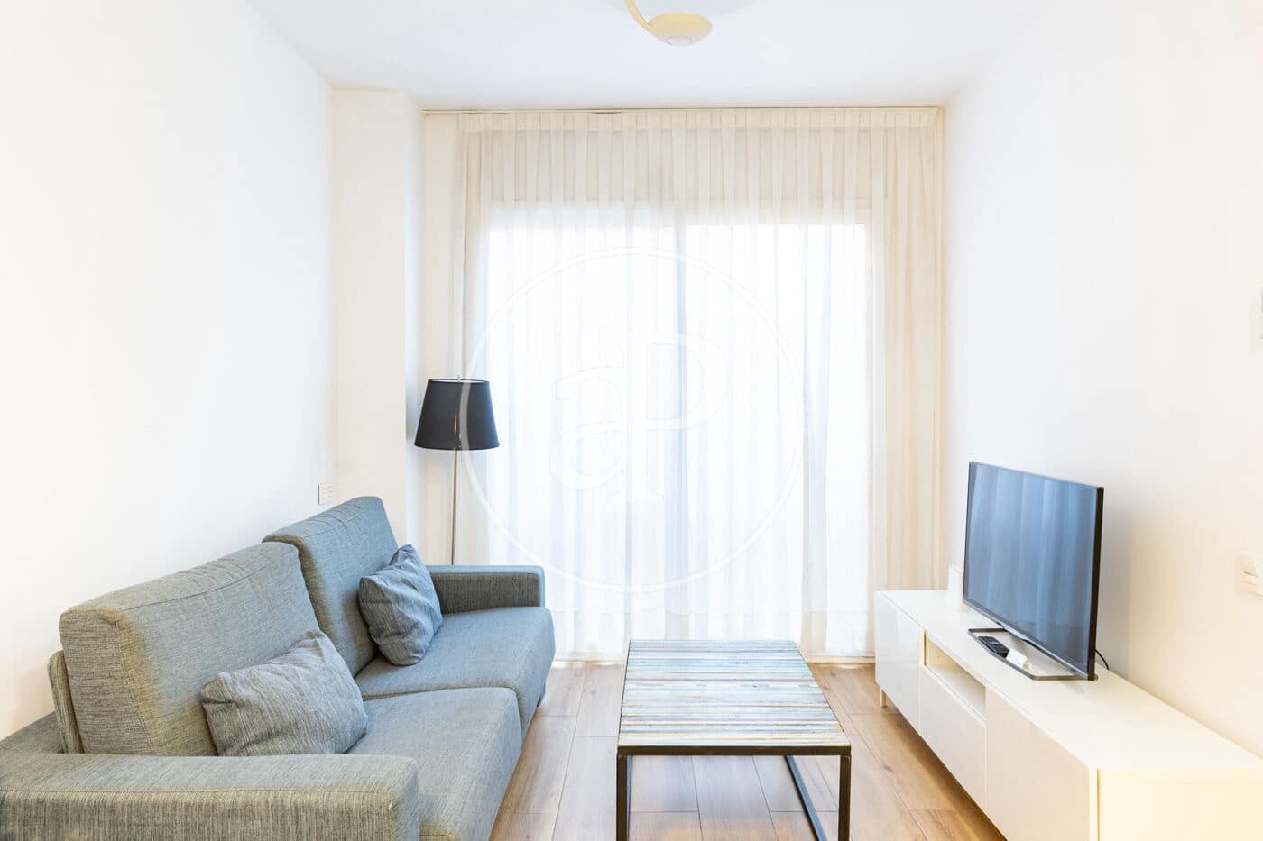 Apartamento de 2 habitaciones en Barcelona ciudad en venta con piscina - 405.000 € (Ref: 9907587)