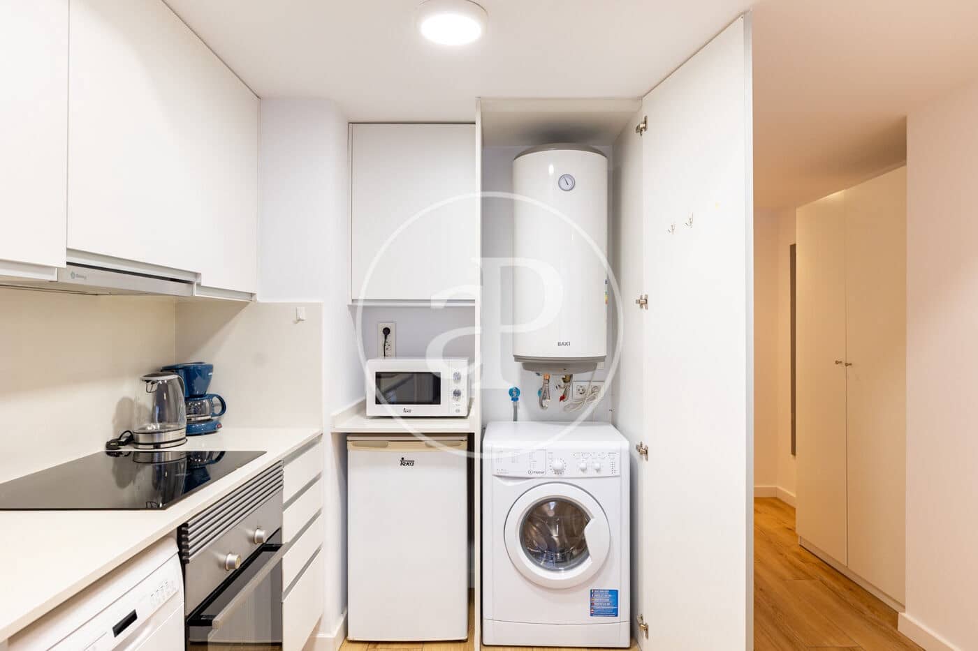 Apartamento de 2 habitaciones en Barcelona ciudad en venta con piscina - 405.000 € (Ref: 9907587)