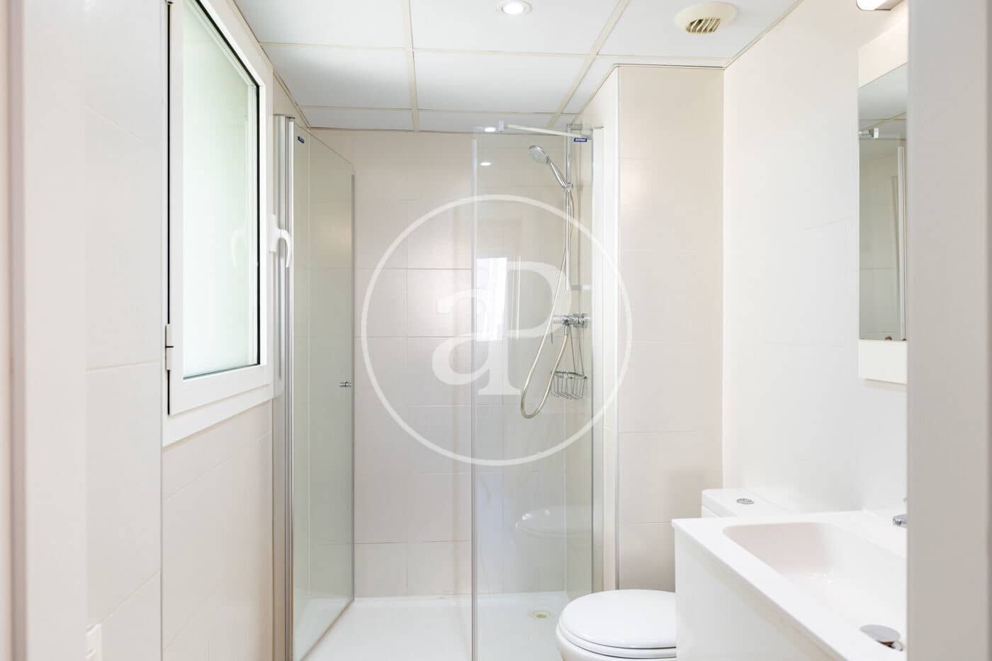 2 sypialnia Apartament na sprzedaż w Miasto Barcelona z basenem - 515 000 € (Ref: 9907588)
