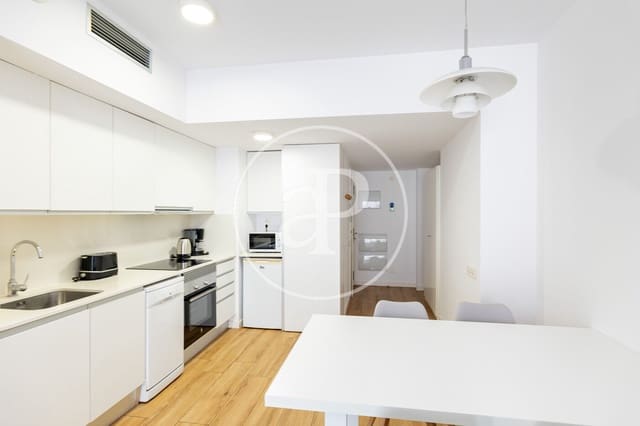 2 sypialnia Apartament na sprzedaż w La Sagrada Família, Miasto Barcelona z basenem - 515 000 € (Ref: 9907588)