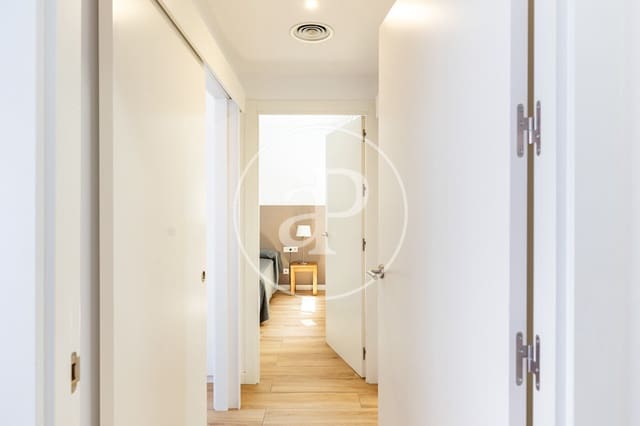 2 sypialnia Apartament na sprzedaż w La Sagrada Família, Miasto Barcelona z basenem - 515 000 € (Ref: 9907588)