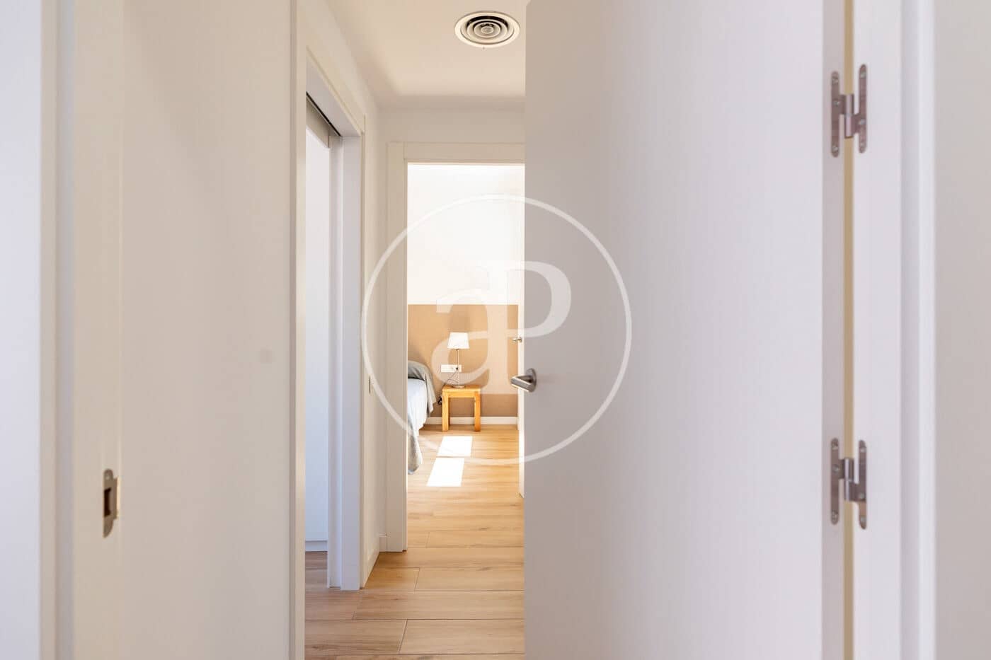 2 bedroom Apartment for sale in Barcelona city with pool - € 530,000 (Ref: 9907589)