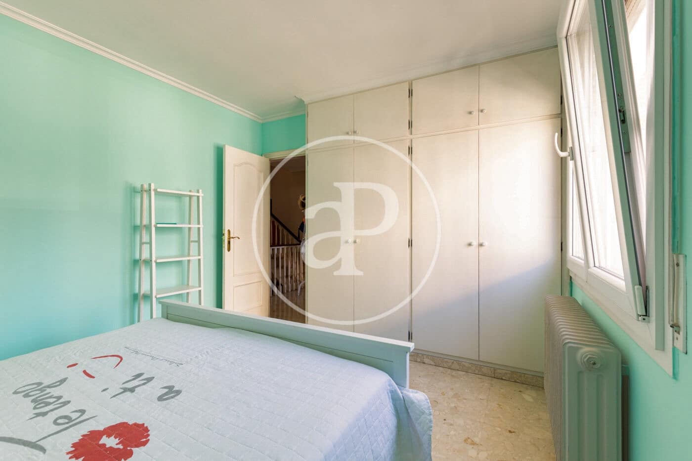 4 bedroom Villa for sale in Montcada i Reixac - € 690,000 (Ref: 9907591)