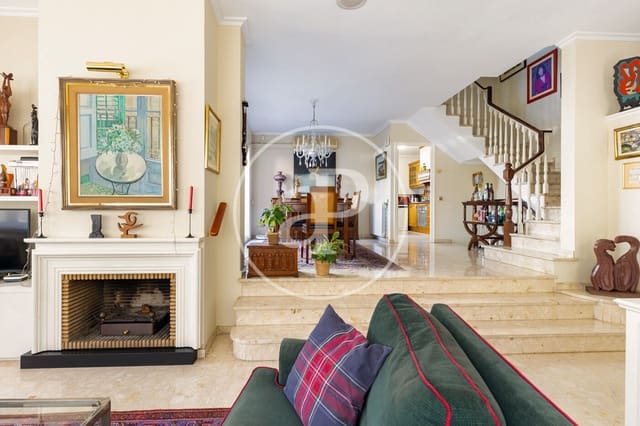 4 chambre Villa/Maison à vendre à Montcada i Reixac - 690 000 € (Ref: 9907591)