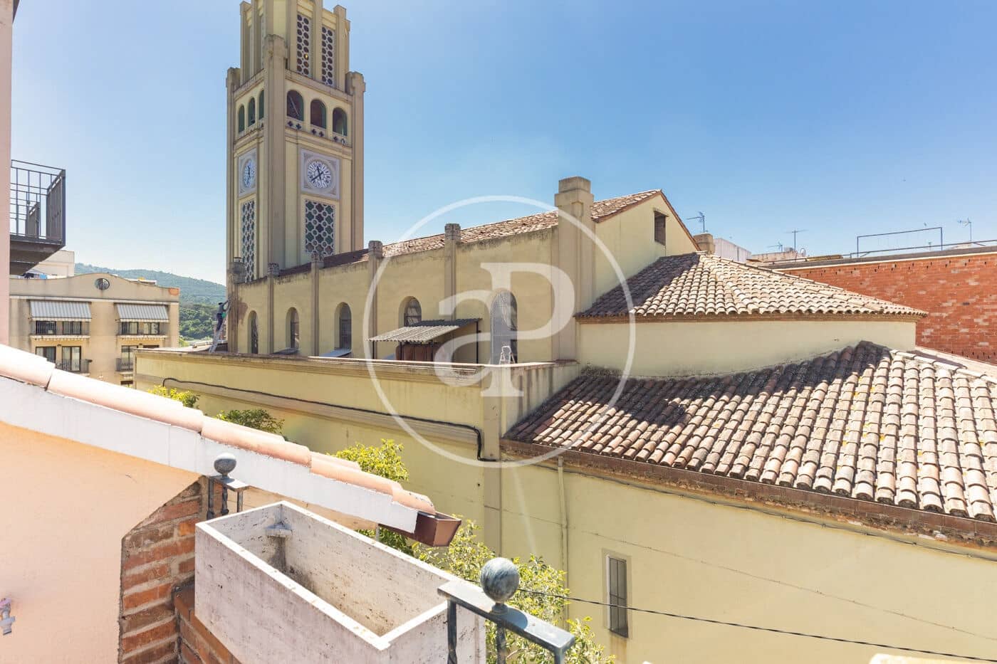 4 bedroom Villa for sale in Montcada i Reixac - € 690,000 (Ref: 9907591)