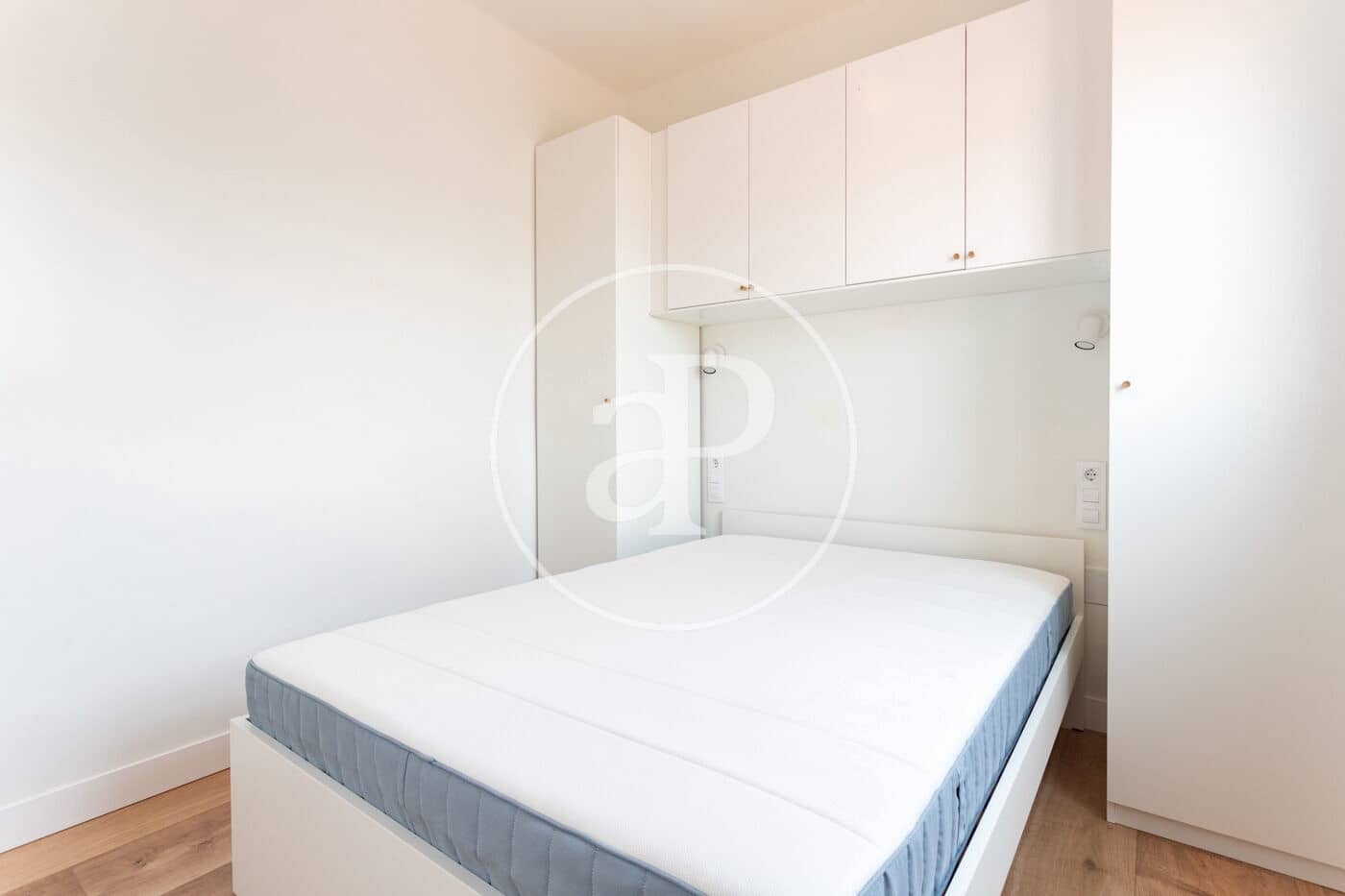 1 quarto Apartamento para arrendar em Barcelona cidade - 2 000 € (Ref: 9907592)