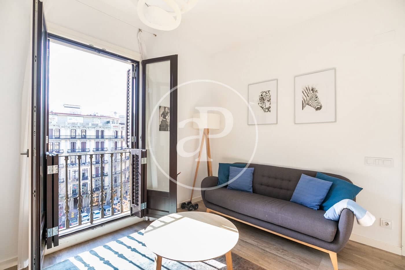 2 soveværelse Lejlighed til salg i Barcelona by - € 650.000 (Ref: 9907593)