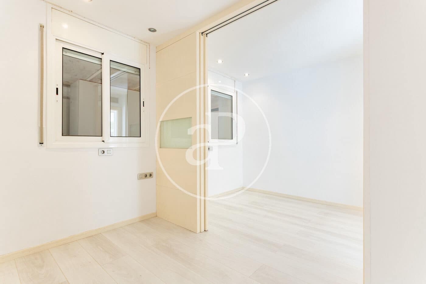 4 sovrum Lägenhet till salu i Barcelona stad med pool - 750 000 € (Ref: 9907594)