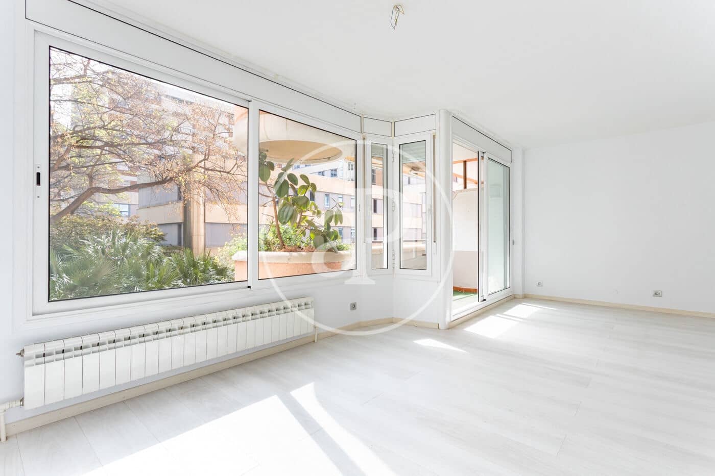 4 sovrum Lägenhet till salu i Barcelona stad med pool - 750 000 € (Ref: 9907594)