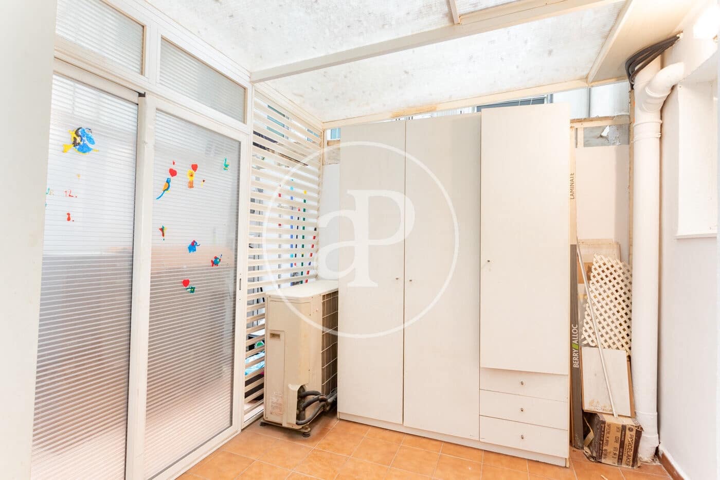 4 sovrum Lägenhet till salu i Barcelona stad med pool - 750 000 € (Ref: 9907594)