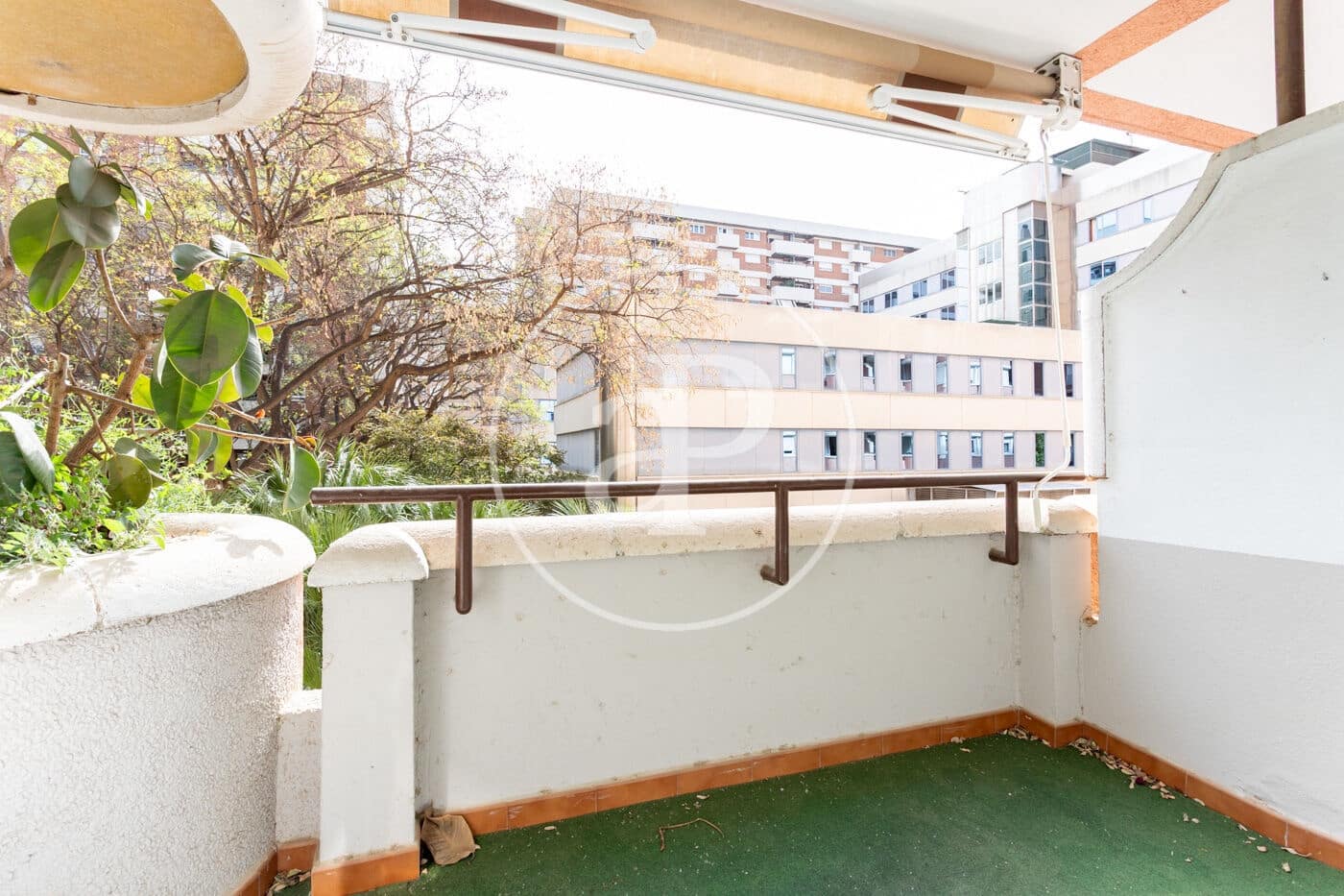 4 sovrum Lägenhet till salu i Barcelona stad med pool - 750 000 € (Ref: 9907594)