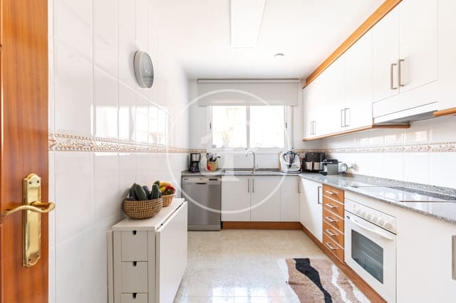 4 soveværelse Villa til salg i Rubí - € 460.000 (Ref: 9911034)