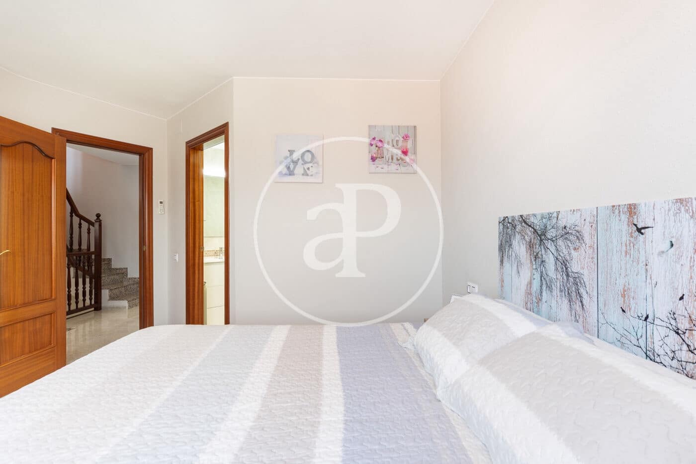4 soveværelse Villa til salg i Rubi - € 460.000 (Ref: 9911034)