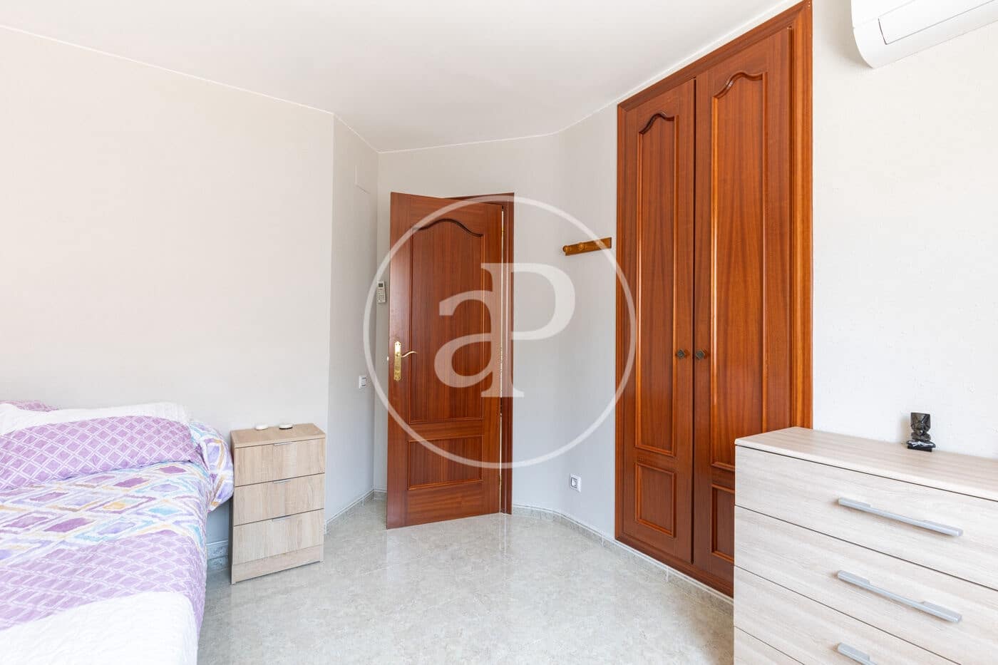 4 soveværelse Villa til salg i Rubi - € 460.000 (Ref: 9911034)