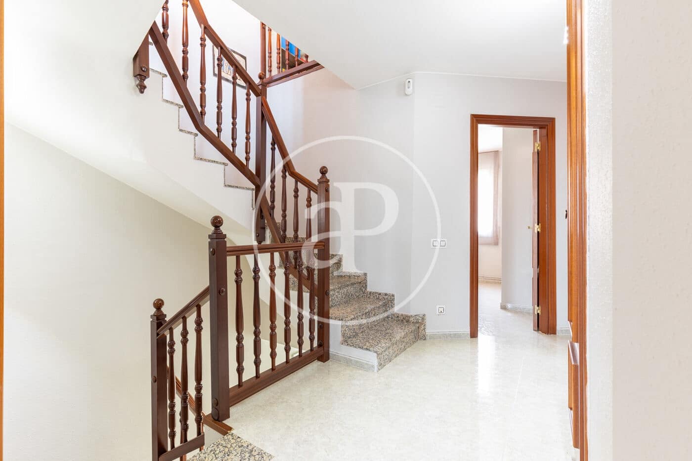 4 soveværelse Villa til salg i Rubi - € 460.000 (Ref: 9911034)