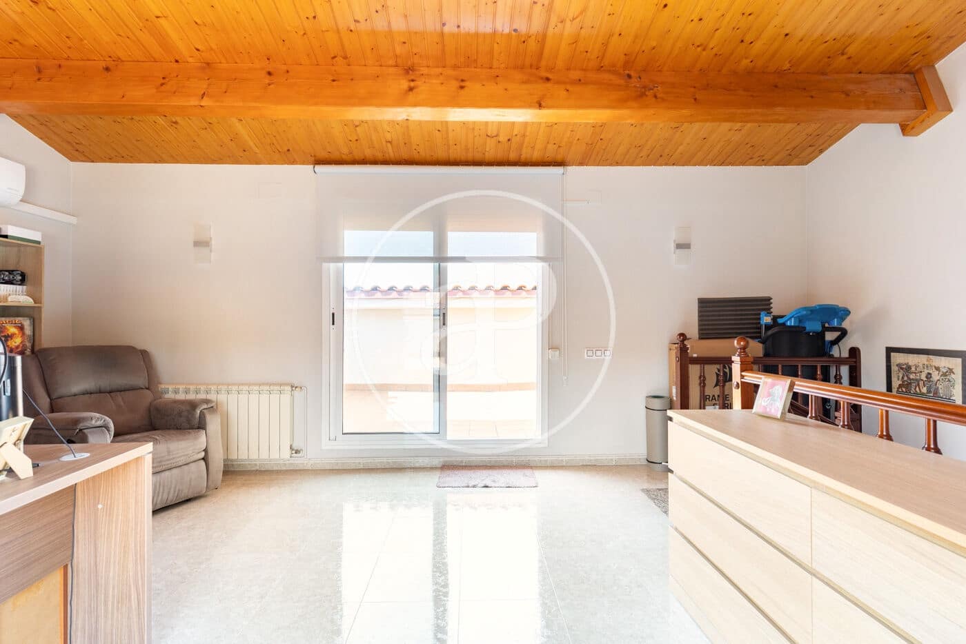 4 soveværelse Villa til salg i Rubi - € 460.000 (Ref: 9911034)