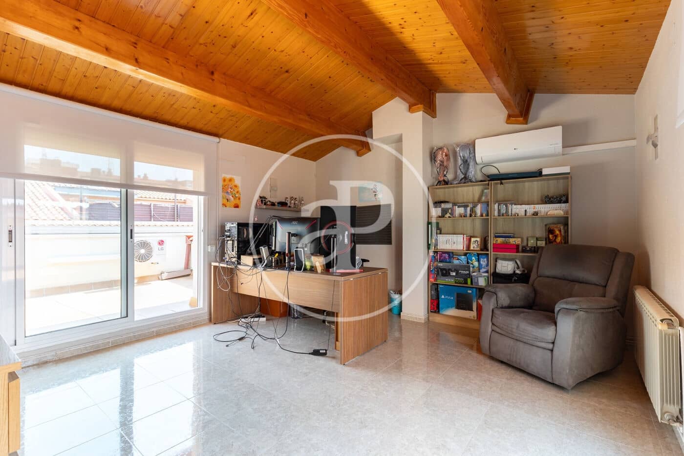4 soveværelse Villa til salg i Rubi - € 460.000 (Ref: 9911034)