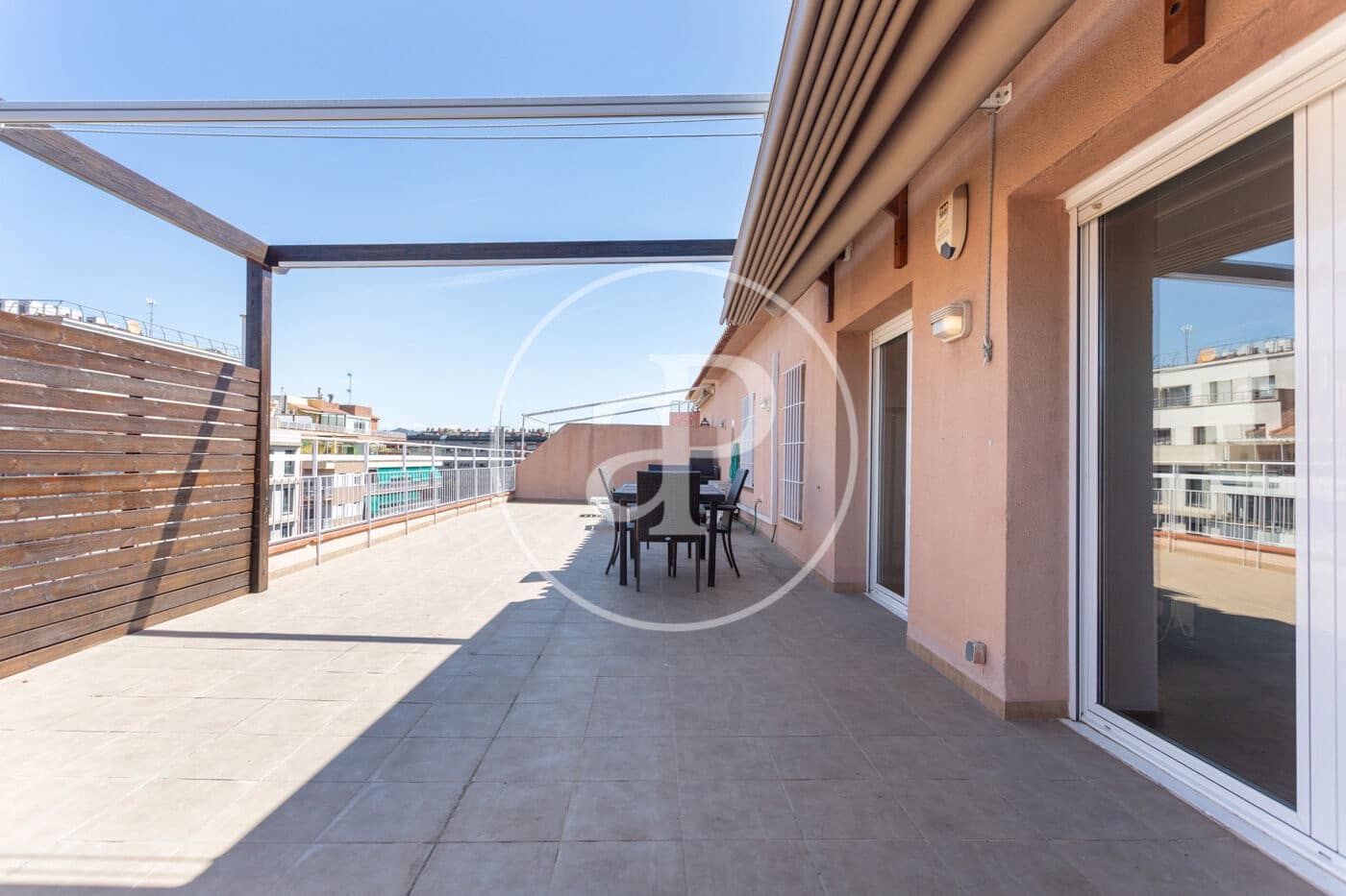 4 bedroom Apartment for rent in Barcelona city - € 1,882 (Ref: 9911036)