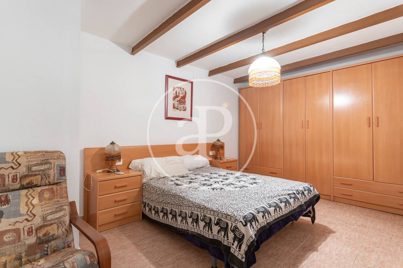 4 bedroom Apartment for rent in Barcelona city - € 1,882 (Ref: 9911036)