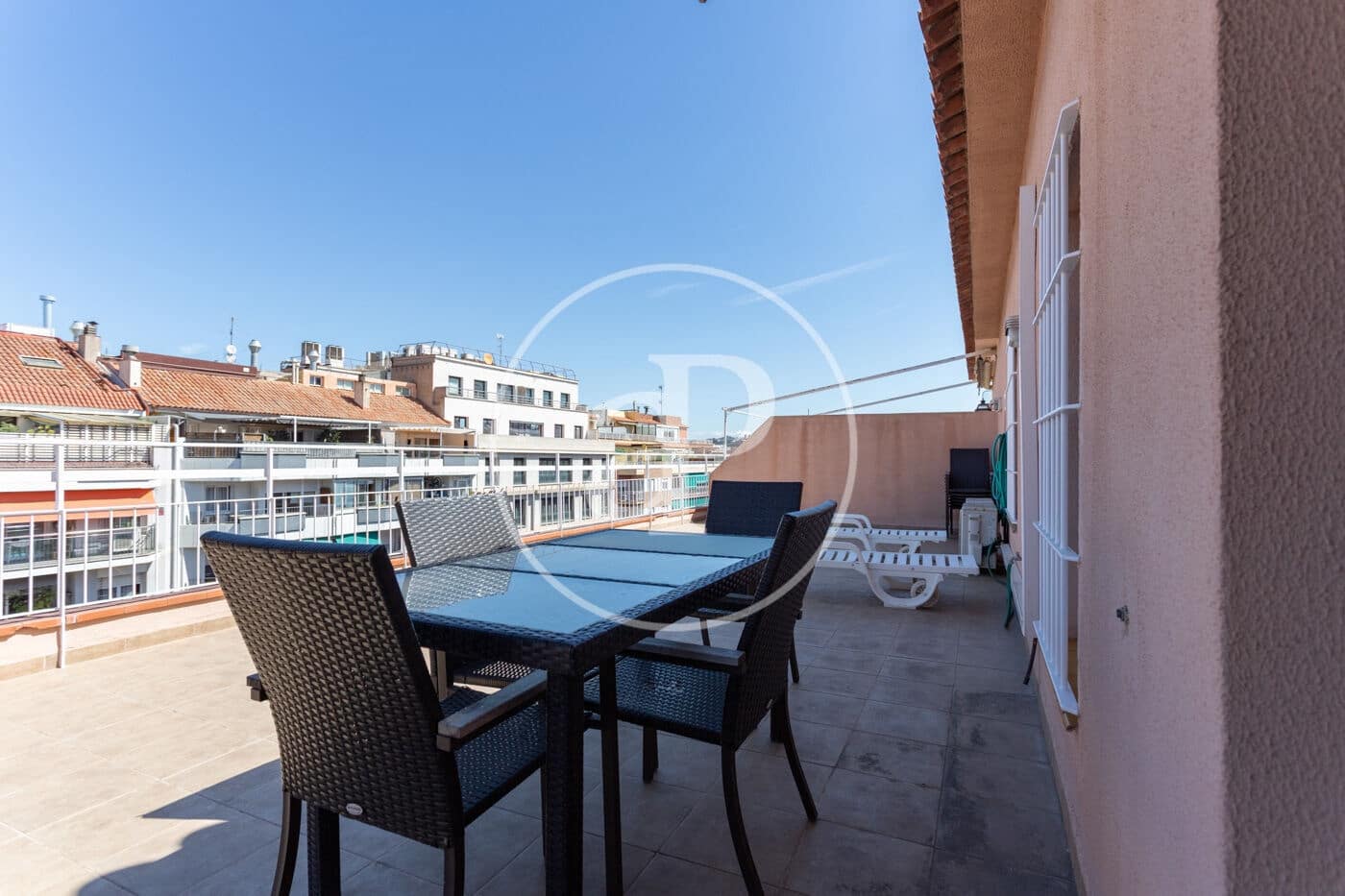 4 bedroom Apartment for rent in Barcelona city - € 1,882 (Ref: 9911036)