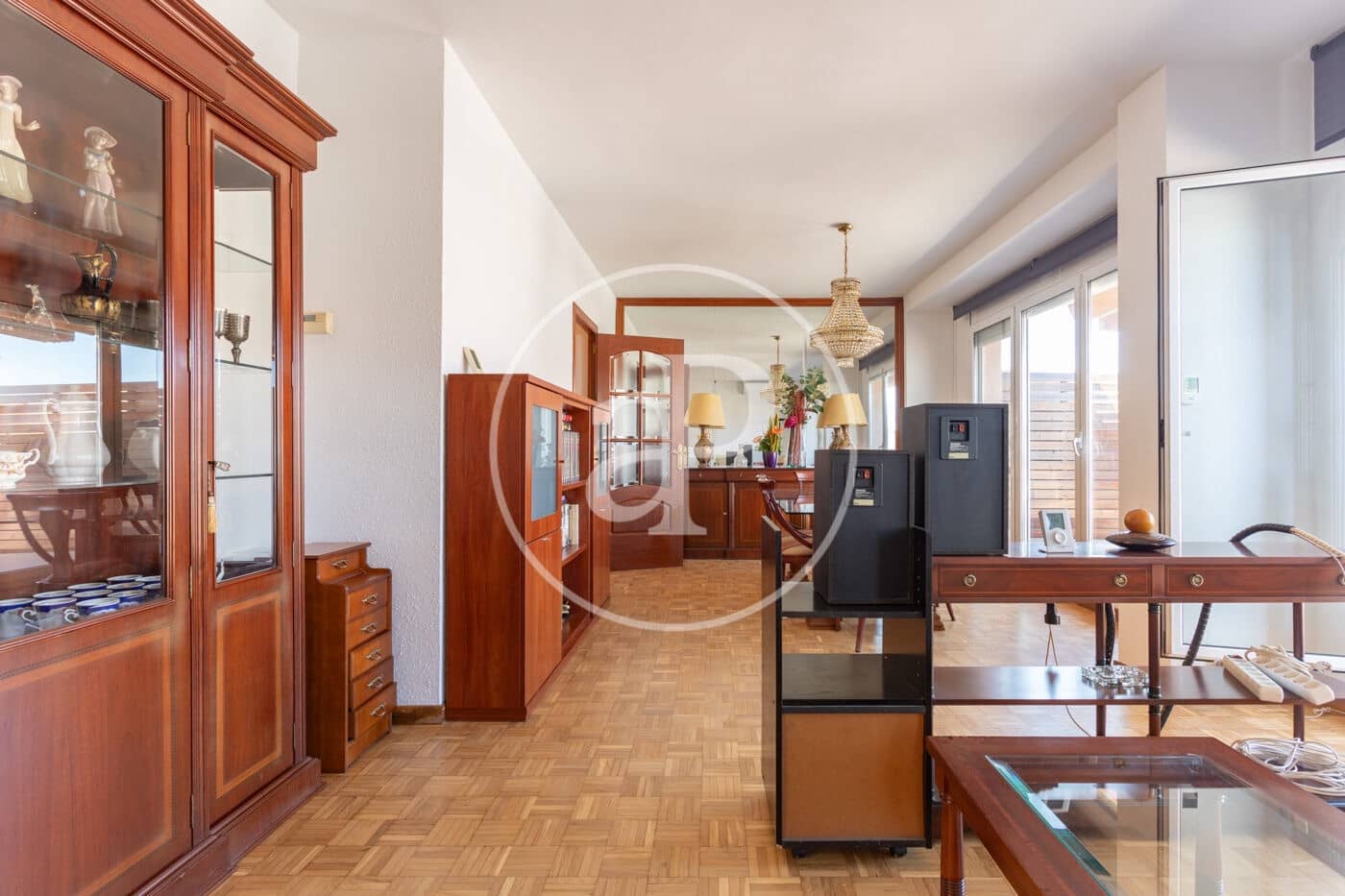 4 bedroom Apartment for rent in Barcelona city - € 1,882 (Ref: 9911036)