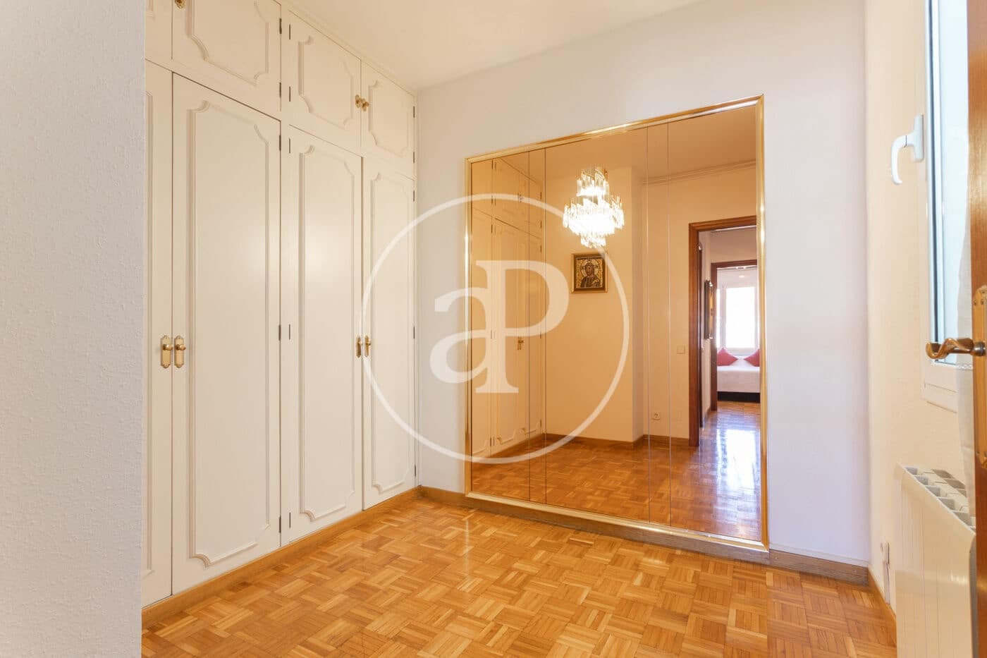 4 bedroom Apartment for rent in Barcelona city - € 1,882 (Ref: 9911036)