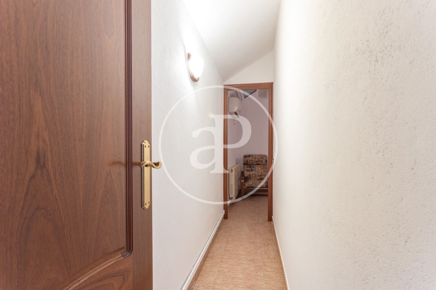 4 bedroom Apartment for rent in Barcelona city - € 1,882 (Ref: 9911036)