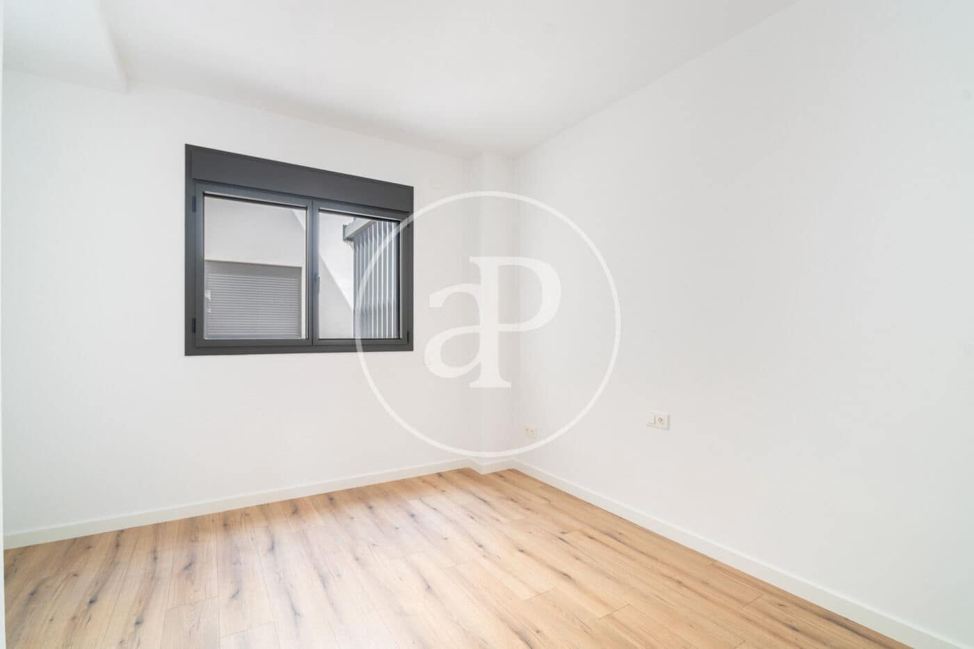 2 bedroom Apartment for rent in Barcelona city - € 2,300 (Ref: 9911038)