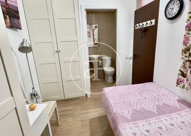 1 sovrum Lägenhet till salu i El Poble Sec, Barcelona stad - 419 000 € (Ref: 9911039)