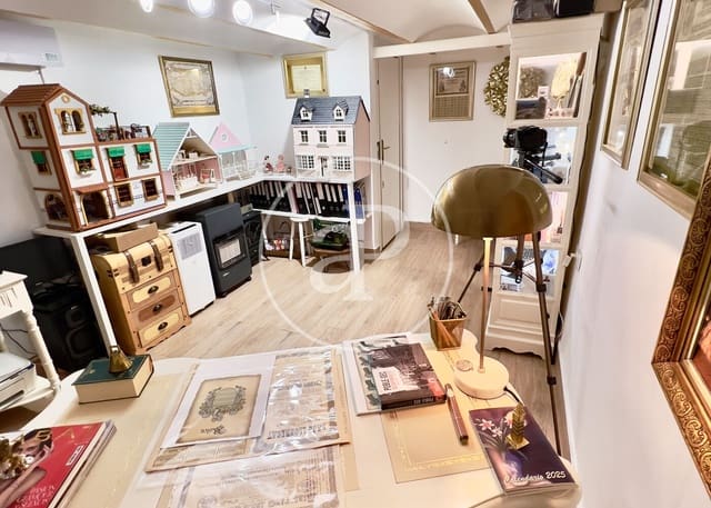 1 sovrum Lägenhet till salu i El Poble Sec, Barcelona stad - 419 000 € (Ref: 9911039)