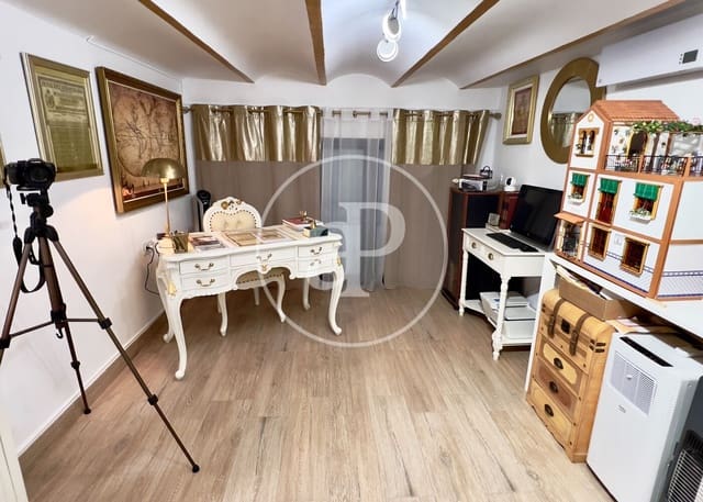 1 sovrum Lägenhet till salu i El Poble Sec, Barcelona stad - 419 000 € (Ref: 9911039)