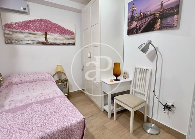 1 sovrum Lägenhet till salu i El Poble Sec, Barcelona stad - 419 000 € (Ref: 9911039)