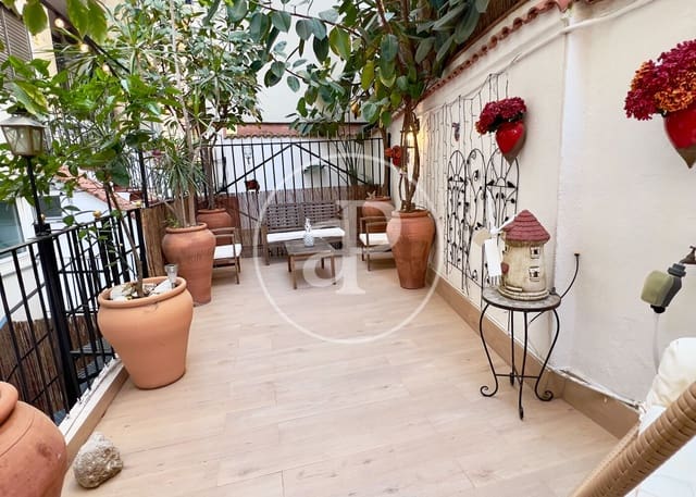 1 sovrum Lägenhet till salu i El Poble Sec, Barcelona stad - 419 000 € (Ref: 9911039)