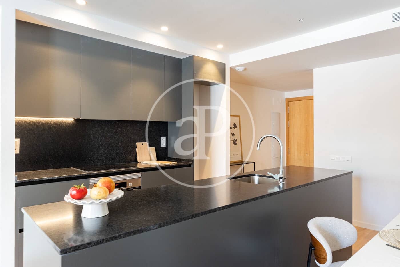 3 bedroom Apartment for sale in Sant Cugat del Valles - € 590,000 (Ref: 9911040)