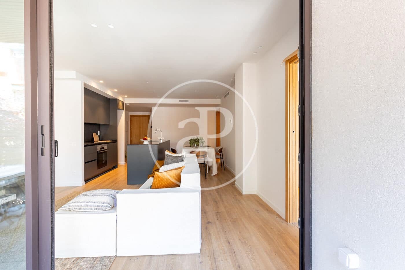 3 bedroom Apartment for sale in Sant Cugat del Valles - € 590,000 (Ref: 9911040)