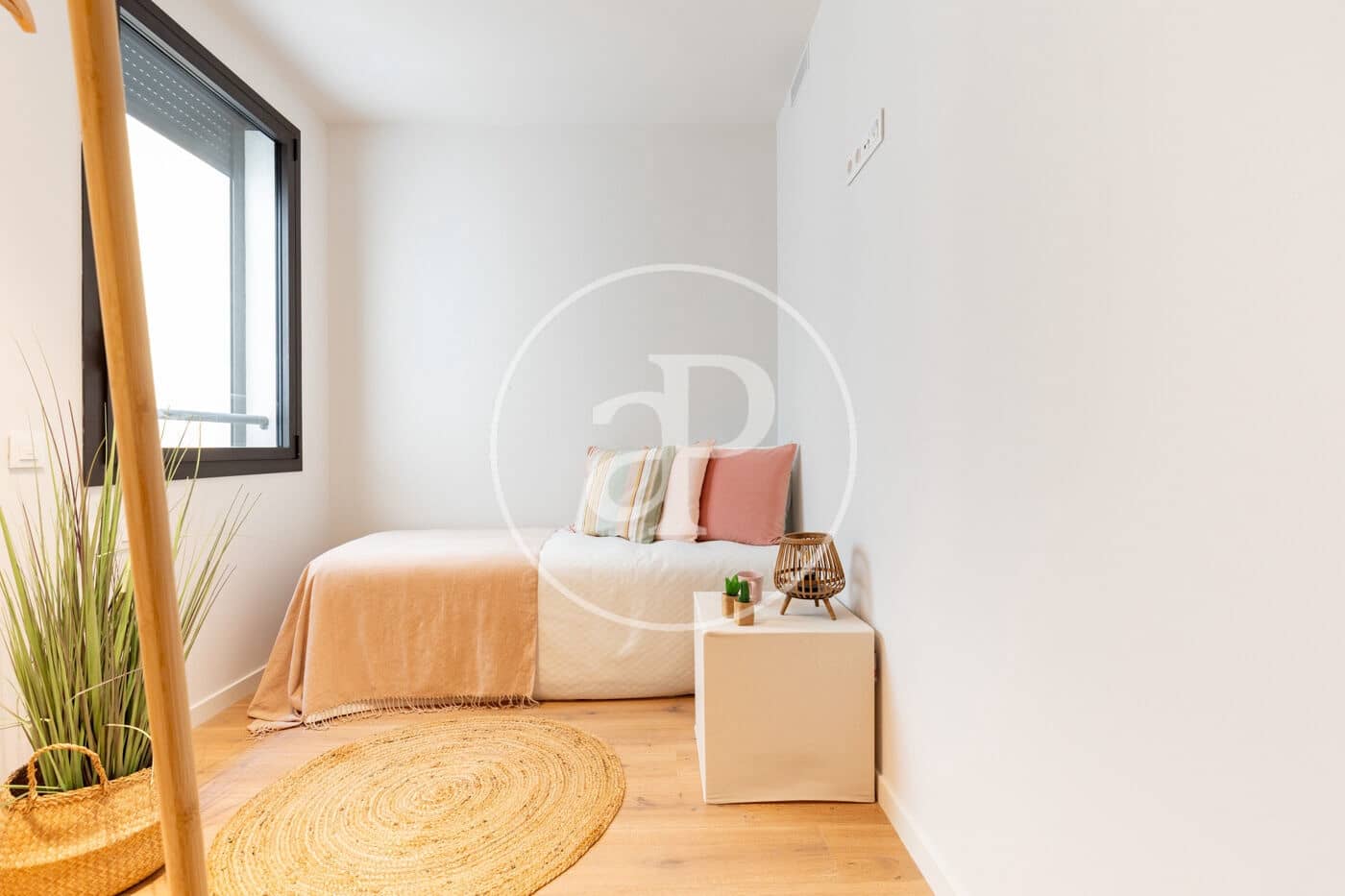 3 bedroom Apartment for sale in Sant Cugat del Valles - € 590,000 (Ref: 9911040)
