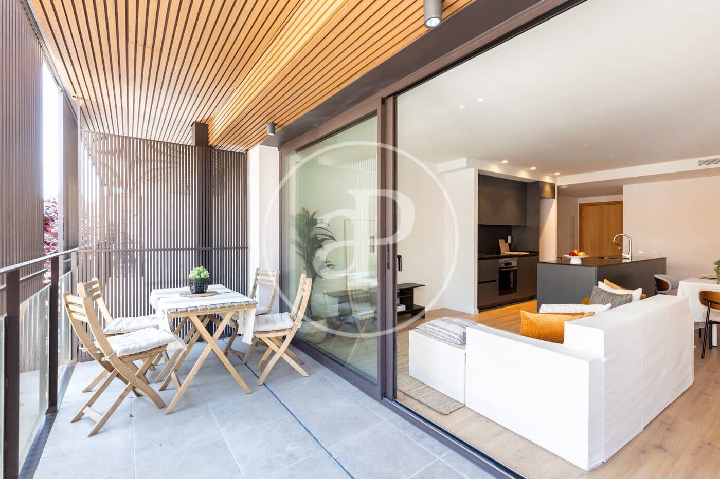 3 bedroom Apartment for sale in Sant Cugat del Valles - € 590,000 (Ref: 9911040)