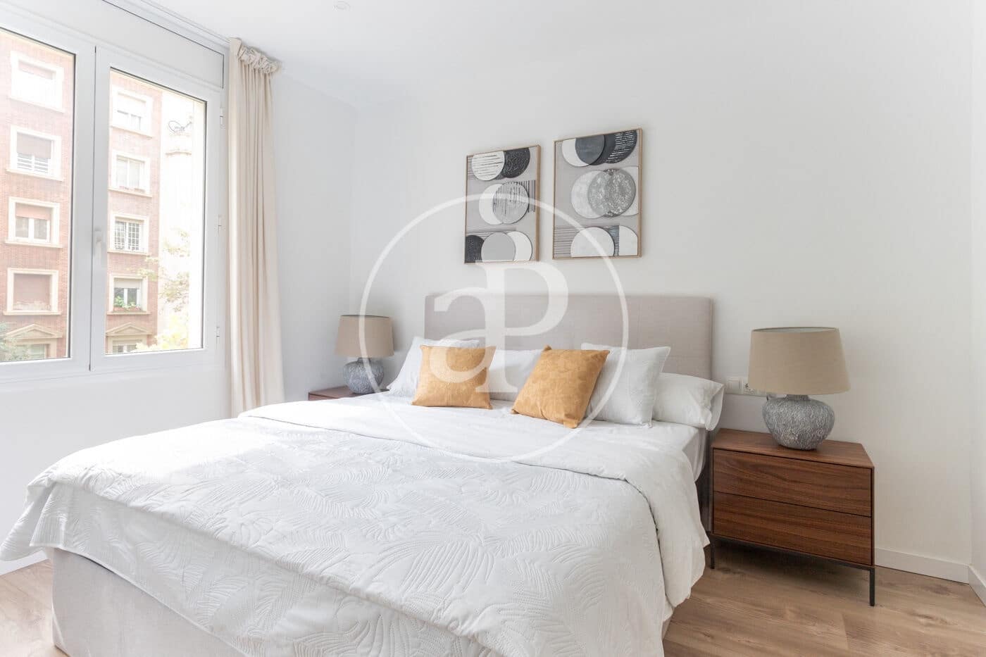 4 bedroom Apartment for rent in Barcelona city - € 2,800 (Ref: 9911042)