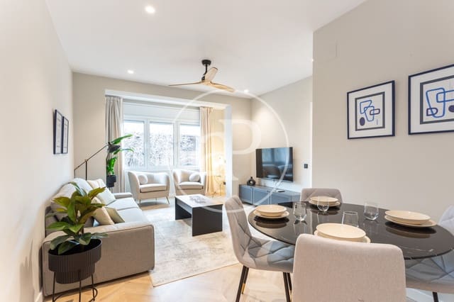 2 slaapkamer Appartement te huur in L'Antiga Esquerra de L'Eixample, Barcelona stad - € 2.650 (Ref: 9911043)