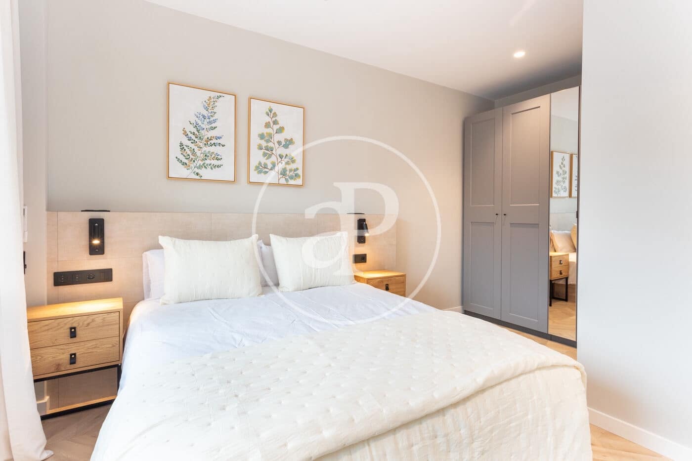 2 slaapkamer Appartement te huur in Barcelona stad - € 2.650 (Ref: 9911043)