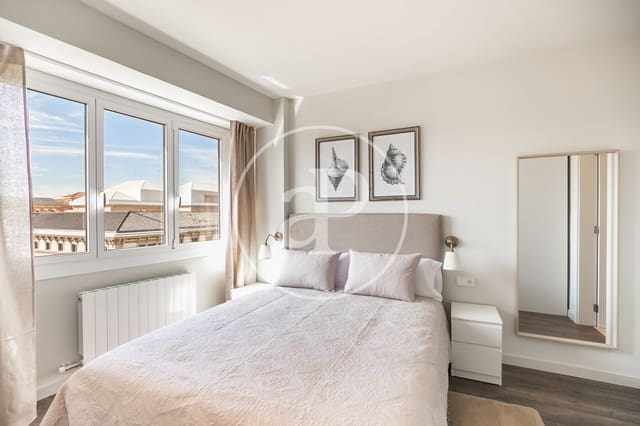 3 slaapkamer Appartement te huur in L'Antiga Esquerra de L'Eixample, Barcelona stad - € 3.000 (Ref: 9911044)